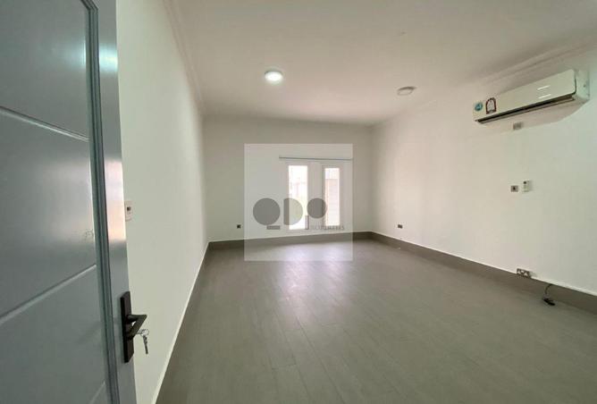 992849 - Property Main Image