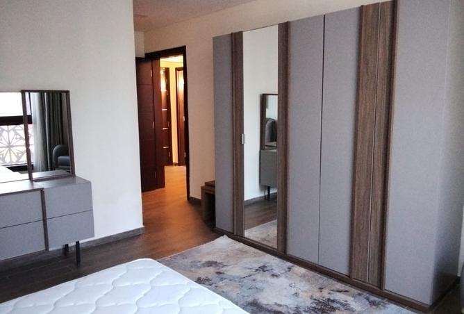 951665 - Property Image 2