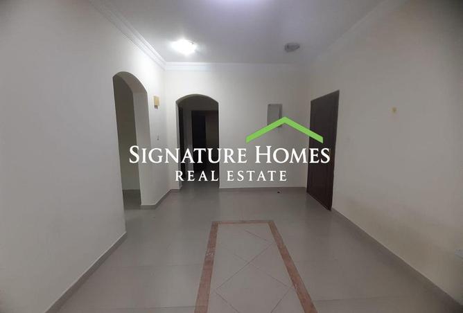 989994 - Property Image 3