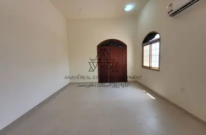 Villa - Studio - 1 Bathroom for rent in Al Aziziyah - Al Aziziyah - Doha