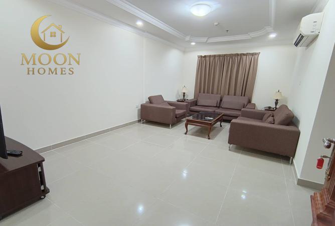 976325 - Property Image 2