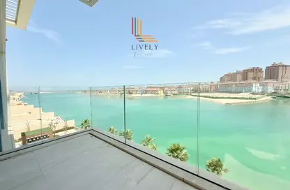 Apartment - 1 Bedroom - 2 Bathrooms for rent in Gewan Island - The Pearl Island - Doha