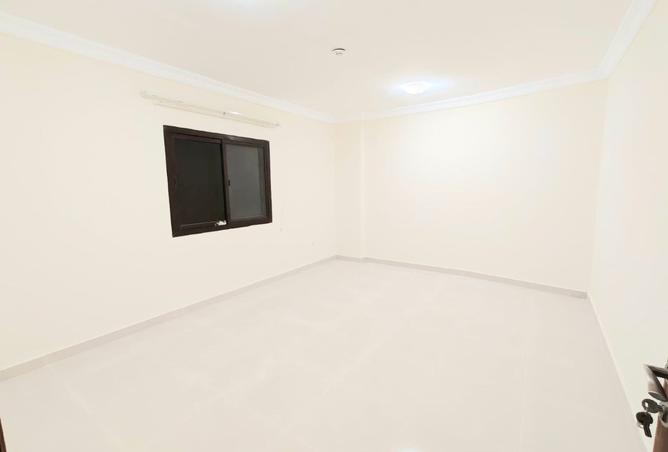947990 - Property Image 3