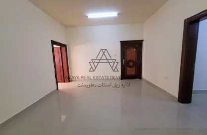 فيلا - غرفة نوم - 1 حمام للايجار في غرب الهلال - الهلال - الدوحة