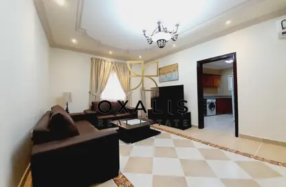 Apartment - 2 Bedrooms - 2 Bathrooms for rent in Thabit Bin Zaid Street - Al Mansoura - Doha