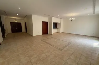 Villa - 3 Bedrooms - 4 Bathrooms for rent in Ain Khaled Villas - Ain Khaled - Doha
