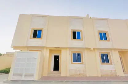 Compound - 6 Bedrooms - 4 Bathrooms for rent in Al Sakhama - Doha