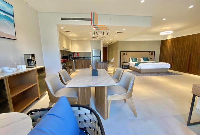 963828 - Property Image 2