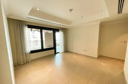 Apartment - 2 Bedrooms - 3 Bathrooms for rent in Tower 7 (Ferrari Tower) - Porto Arabia - The Pearl Island - Doha