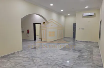 Villa - 5 Bedrooms - 6 Bathrooms for rent in Wadi Al Markh - Muraikh - AlMuraikh - Doha