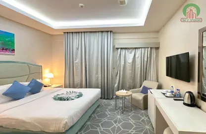 Room / Bedroom image for: Hotel Apartments - 1 Bathroom for rent in Le Mirage City Walk - Fereej Bin Mahmoud South - Fereej Bin Mahmoud - Doha, Image 1