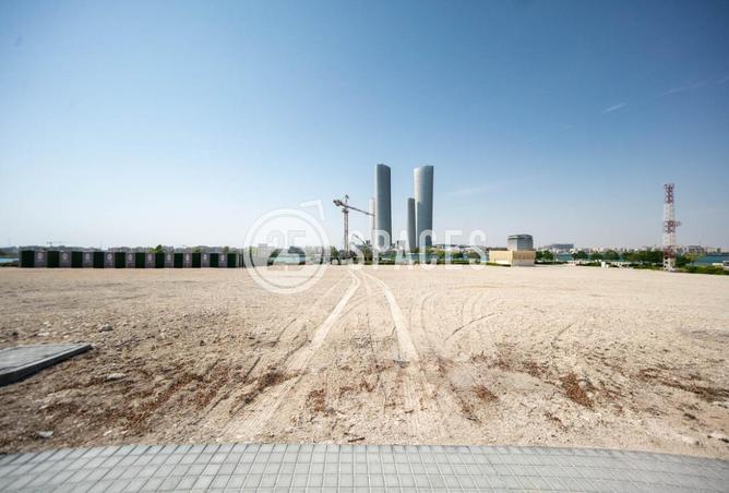 902851 - Property Image 2