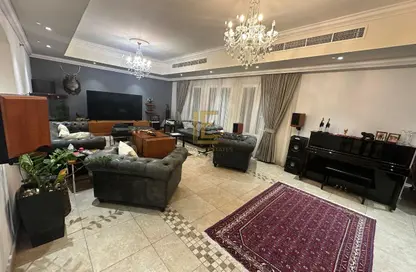Apartment - 3 Bedrooms - 5 Bathrooms for sale in West Porto Drive - Porto Arabia - The Pearl Island - Doha