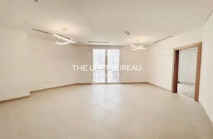 Apartment - 2 Bedrooms - 3 Bathrooms for rent in Floresta Gardens - Floresta Gardens - The Pearl Island - Doha