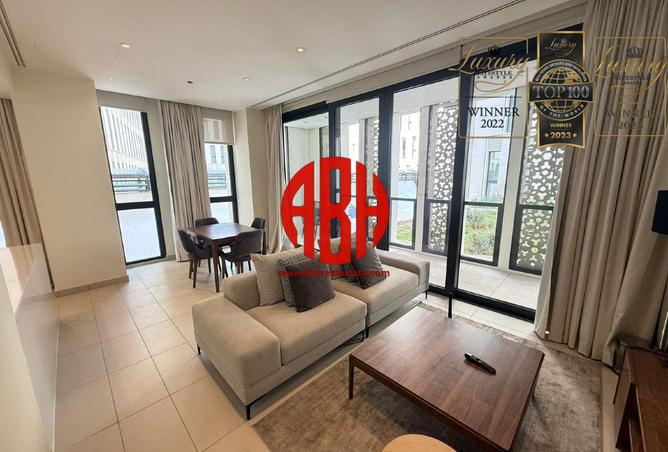 956896 - Property Image 2