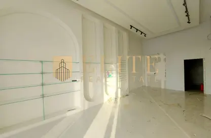 Shop - Studio - 1 Bathroom for rent in Aspire Tower - Al Waab - Al Waab - Doha