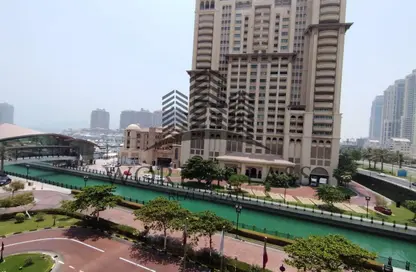 Apartment - 1 Bedroom - 2 Bathrooms for rent in East Porto Drive - Porto Arabia - The Pearl Island - Doha