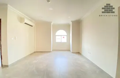 Apartment - 3 Bedrooms - 3 Bathrooms for rent in Muntazah 7 - Al Muntazah - Doha