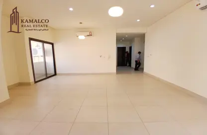 Apartment - 2 Bedrooms - 3 Bathrooms for rent in Fereej Bin Mahmoud South - Fereej Bin Mahmoud - Doha