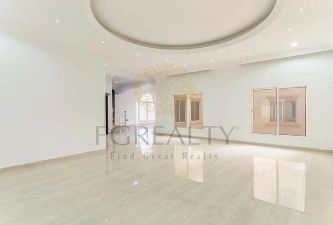 958755 - Property Image 2