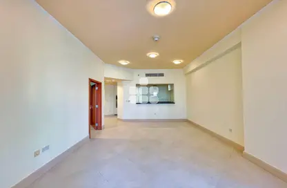 شقة - غرفة نوم - 2 حمامات للايجار في برج 2 - فيفا بحرية - جزيرة اللؤلؤة - الدوحة