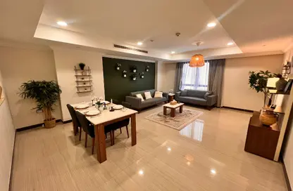 Apartment - 1 Bedroom - 2 Bathrooms for rent in East Porto Drive - Porto Arabia - The Pearl Island - Doha