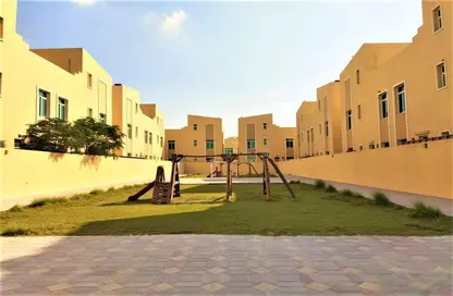 Villa - 6 Bedrooms - 6 Bathrooms for rent in Al Keesa Gate - Al Kheesa - Umm Salal Mohammed
