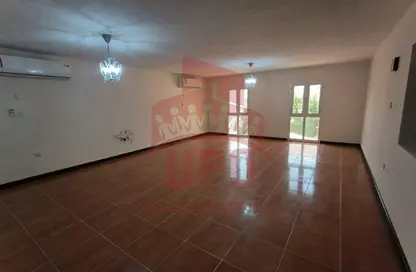 Duplex - 3 Bedrooms - 2 Bathrooms for rent in Old Airport Residential Apartments - Old Airport Road - Doha