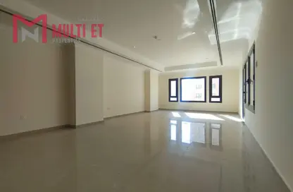 Apartment - 1 Bedroom - 2 Bathrooms for rent in East Porto Drive - Porto Arabia - The Pearl Island - Doha