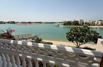 فيلا - 5 غرف نوم - 6 حمامات للايجار في فلل واست باي لاغون - وست باي لاجون - بحيرة وست لاجون - الدوحة