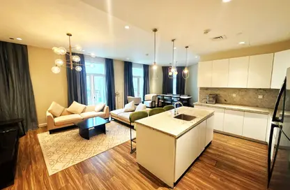 Apartment - 2 Bedrooms - 4 Bathrooms for rent in Floresta Gardens - Floresta Gardens - The Pearl Island - Doha Apartment - 2 Bedrooms - 4 Bathrooms for rent in Floresta Gardens - Floresta Gardens - The Pearl Island - Doha