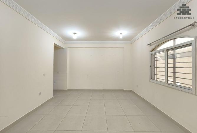 981282 - Property Image 3