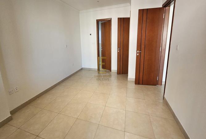 961196 - Property Image 2