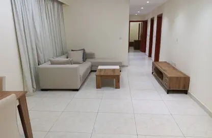 Apartment - 3 Bedrooms - 3 Bathrooms for rent in Al Muntazah Street - Al Muntazah - Doha
