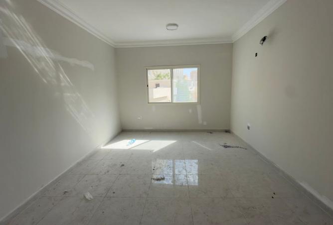 1010030 - Property Image 3