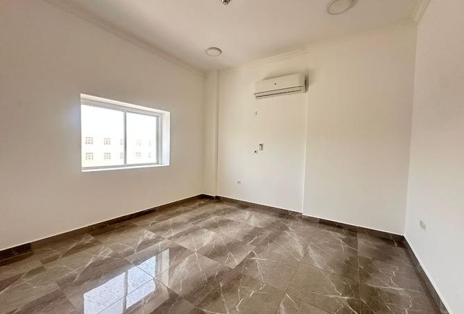 941651 - Property Image 2