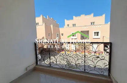 Compound - 4 Bedrooms - 4 Bathrooms for rent in Old Airport Road - Old Airport Road - Doha