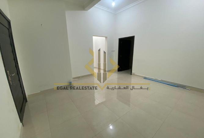 968852 - Property Image 3