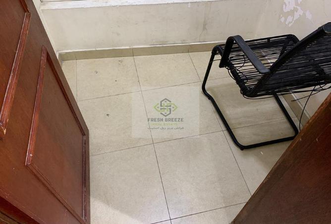 979843 - Property Image 2