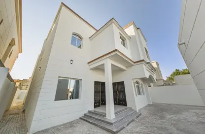 Villa - 4 Bedrooms - 5 Bathrooms for sale in Umm Salal Ali - Umm Salal Ali - Doha