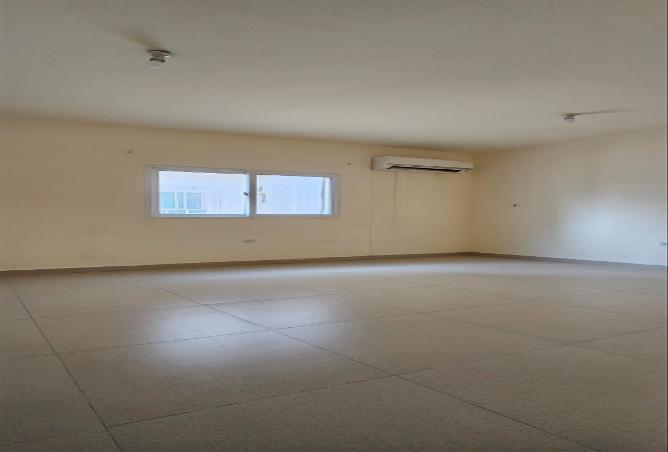 1004618 - Property Image 3