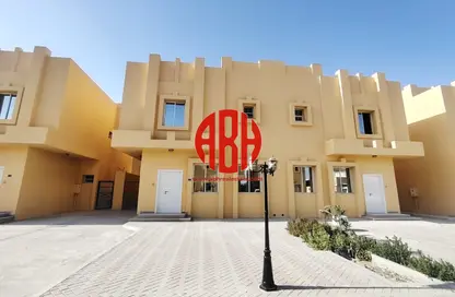 Villa - 5 Bedrooms - 4 Bathrooms for rent in Al Kharaitiyat - Al Kharaitiyat - Al Kharaitiyat - Umm Salal Mohammed