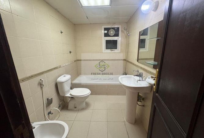 985601 - Property Image 3