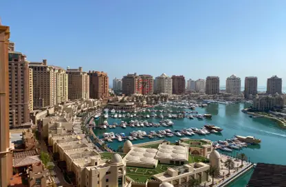Apartment - 2 Bedrooms - 3 Bathrooms for rent in West Porto Drive - Porto Arabia - The Pearl Island - Doha