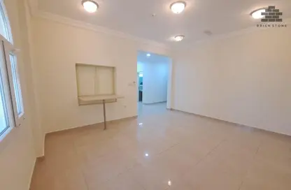 Apartment - 2 Bedrooms - 2 Bathrooms for rent in Al Sadd Road - Al Sadd - Doha