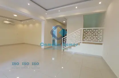 Villa - 4 Bedrooms - 4 Bathrooms for rent in Muraikh - AlMuraikh - Doha