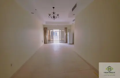 Apartment - 2 Bedrooms - 3 Bathrooms for rent in Urwa Bin Masoud Street - Al Messila - Doha