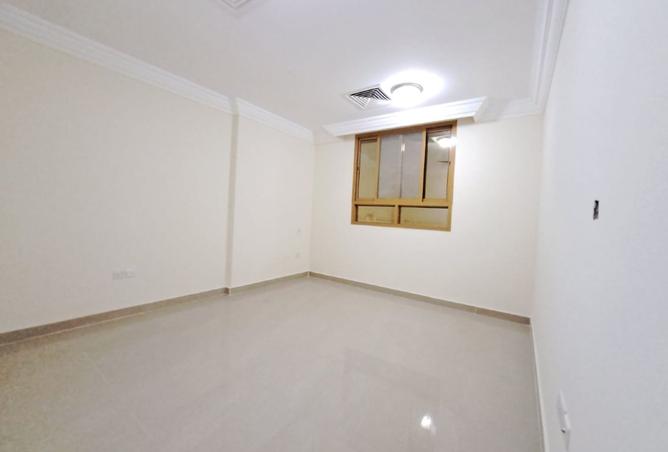 980390 - Property Image 2