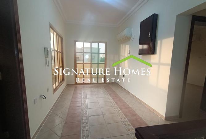 925943 - Property Image 3