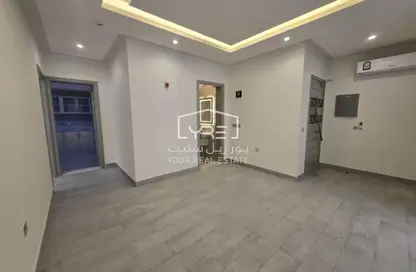 Apartment - 2 Bedrooms - 3 Bathrooms for rent in Al Nasr Street - Al Nasr - Doha
